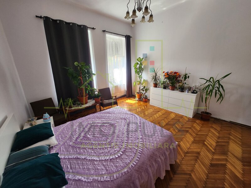 Centrala termica Proprie. Mobilat si utilat. Etaj 1.