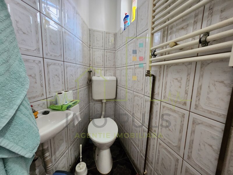 Centrala termica Proprie. Mobilat si utilat. Etaj 1.
